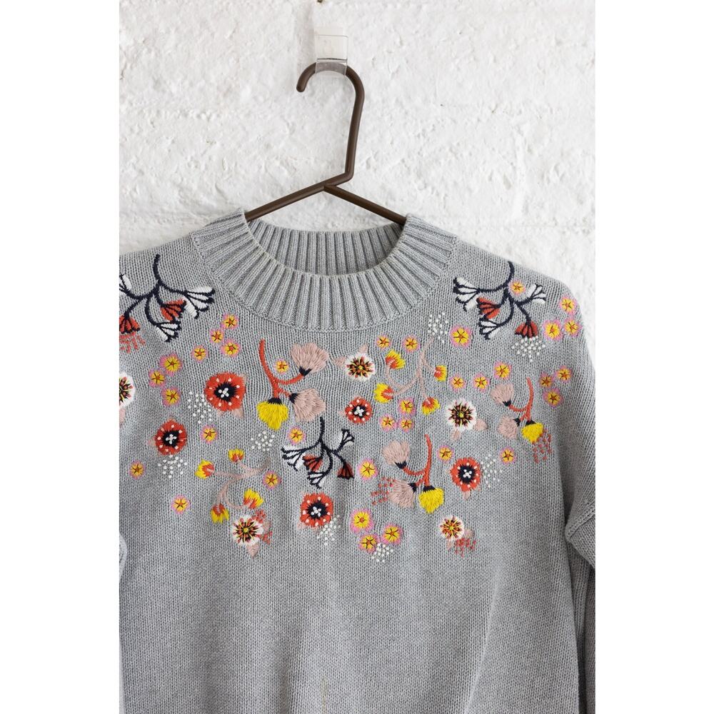 Boden Grey Floral Embroidered Sweater | Cottagecore Knit Jumper Size US 4 - Picture 3 of 5